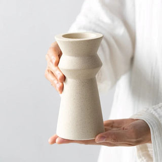 Nordic minimalist candle holders, perfect as a decorative accessory for natural home décor. These elegant ornaments add a modern, sculptural touch to any space, ideal for creating a warm and stylish ambiance.
