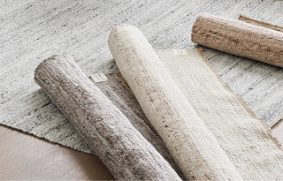 anvi-handmade-wool-and-linen-rug-grey-and beige-rugs-hand-woven-natural-fibers-carpet-contemporary-scandi-coastal-boho-wabi-sabi-home-decor