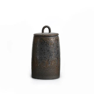 Bronze Japanese stoneware storage jar with lid, featuring a rustic finish. Perfect for kitchen organization, this ceramic canister provides airtight storage for tea, coffee, spices, or pantry essentials. A stylish and functional addition to natural homeware and minimalist décor.