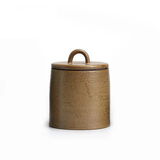 Clay Japanese stoneware storage jar with lid, featuring a rustic finish. Perfect for kitchen organization, this ceramic canister provides airtight storage for tea, coffee, spices, or pantry essentials. A stylish and functional addition to natural homeware and minimalist décor.