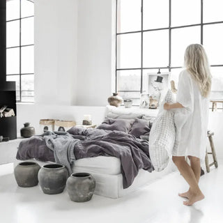 Dark grey pure linen duvet cover — breathable natural linen bedding, textured and soft, ideal for year-round comfort. Available in multiple colours and sizes at Arkaim Home. Perfect for modern, boho, Scandinavian, and wabi-sabi bedroom styles.