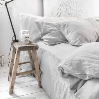 Light grey linen duvet cover — breathable natural linen bedding, textured and soft, ideal for year-round comfort. Available in multiple colours and sizes at Arkaim Home. Perfect for modern, boho, Scandinavian, and wabi-sabi bedroom styles.