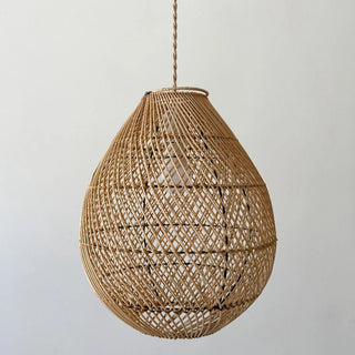 Kaya handwoven rattan basket pendant light – natural Boho ceiling lights perfect for modern, Scandinavian, and rustic home décor. These eco-friendly hanging lamps add warmth and texture to living spaces, dining rooms, or bedrooms. Ideal for creating a cozy and stylish ambiance.