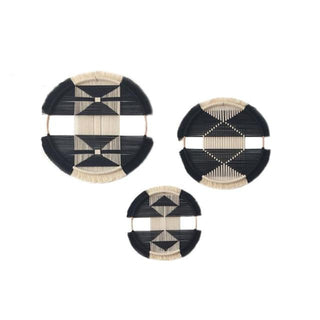 Safiya handwoven macrame wall art – a natural boho wall decor piece perfect for adding contrast, texture and interest to any space. Crafted from eco-friendly materials, this stylish wall hanging enhances modern, rustic, and Scandinavian interiors. Ideal for gallery walls, living rooms, or entryways.