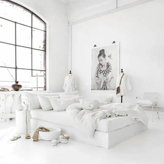 White linen duvet cover — breathable natural linen bedding, textured and soft, ideal for year-round comfort. Available in multiple colours and sizes at Arkaim Home. Perfect for modern, boho, Scandinavian, and wabi-sabi bedroom styles.